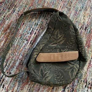 LL Bean Crossbody Bag Pattern Green Leather Detail